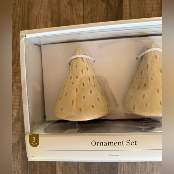 NEW Threshold Studio McGee Neutral Ceramic Bell Ornaments, Set of 3 - Picture 5 of 13